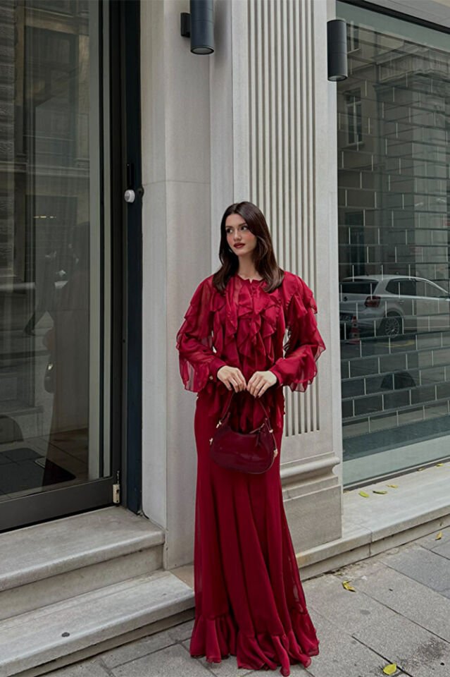 Kadın Volanlı Şifon Bluz Uzun Etek İkili Takım – Şık, Zarif ve Davet Kombini