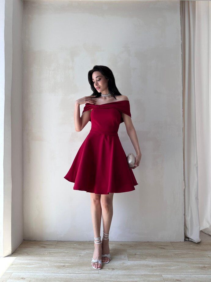 Madonna Yaka Fiyonk Detaylı Kloş Mini Elbise 5032 Bordo - M