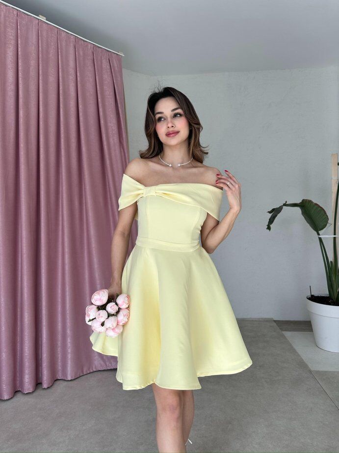 Madonna Yaka Fiyonk Detaylı Kloş Mini Elbise 5032 Sarı - XL