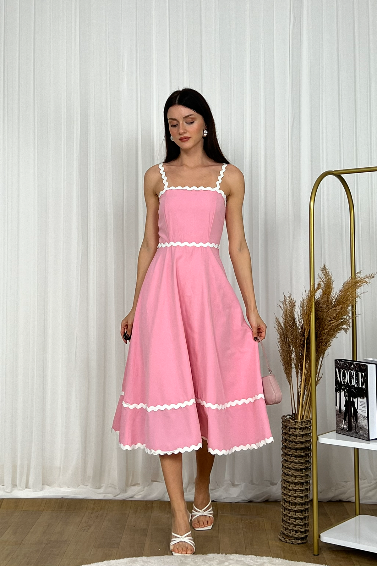 Askılı Volan Detaylı Midi Boy Şifon Kadın Elbise