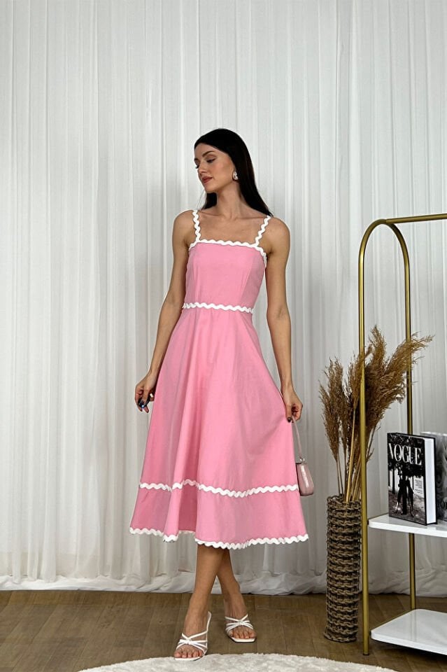 Askılı Volan Detaylı Midi Boy Şifon Kadın Elbise