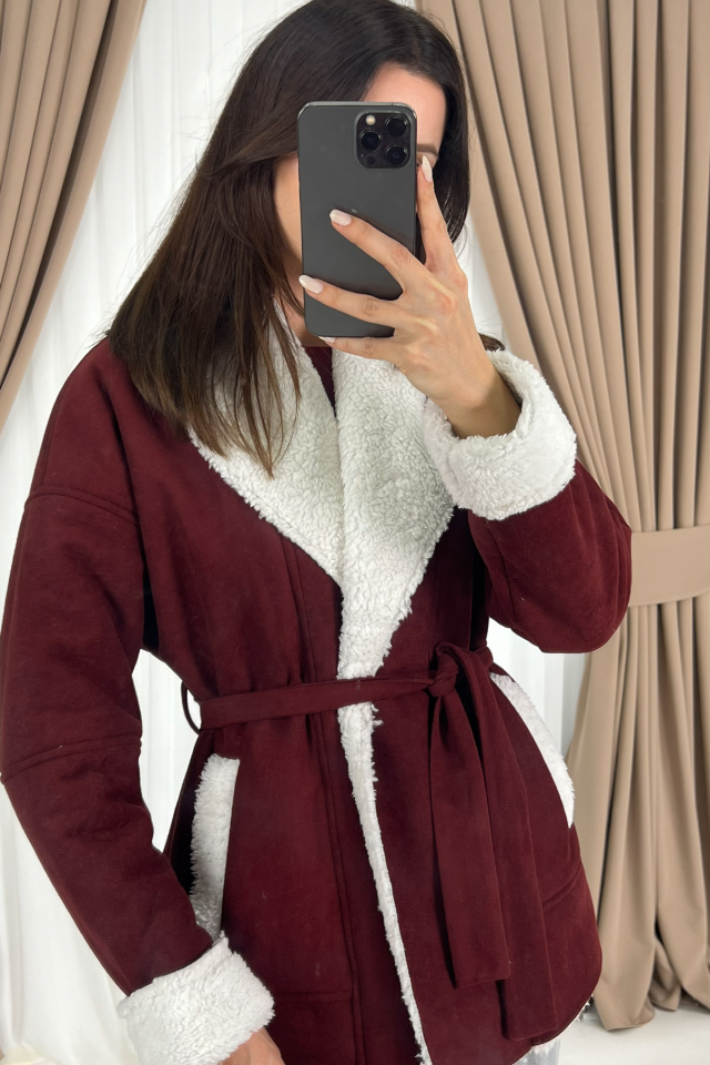 Peluş Yaka Detaylı Kuşaklı Kadın Kaban