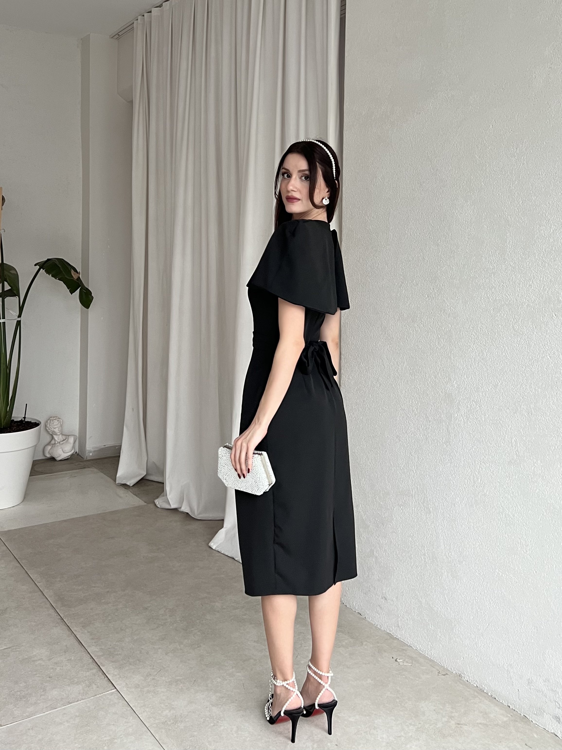 Pelerin Detaylı Midi Abiye Elbise 6077 Siyah - S