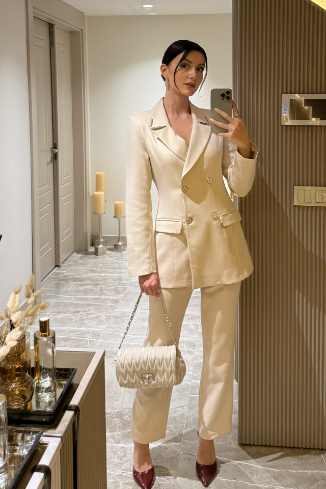 Kadın Kruvaze Blazer Ceket Pantolon İkili Takım – Şık, Düğmeli, Ofis ve Günlük Kombin