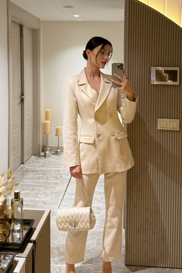 Kadın Kruvaze Blazer Ceket Pantolon İkili Takım – Şık, Düğmeli, Ofis ve Günlük Kombin