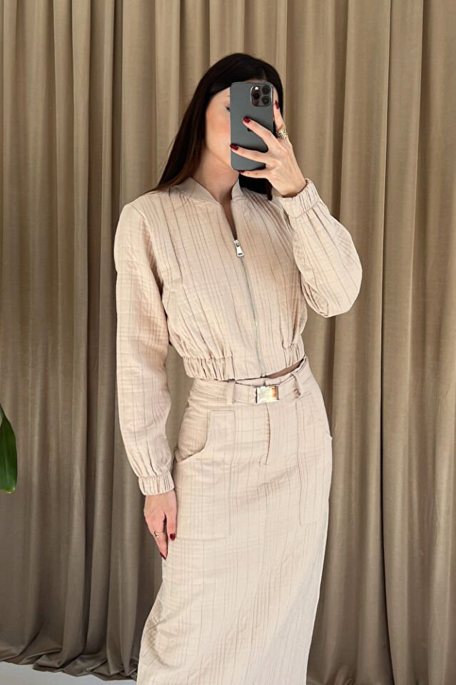 Kadın Fermuarlı Kısa Ceket Uzun Etek İkili Takım – Yüksek Bel, Şık ve Günlük Kombin