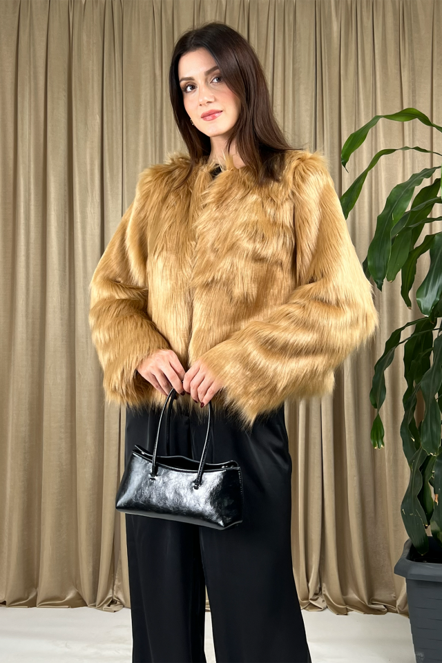 Kadın Peluş Kürk Görünümlü Kısa Ceket