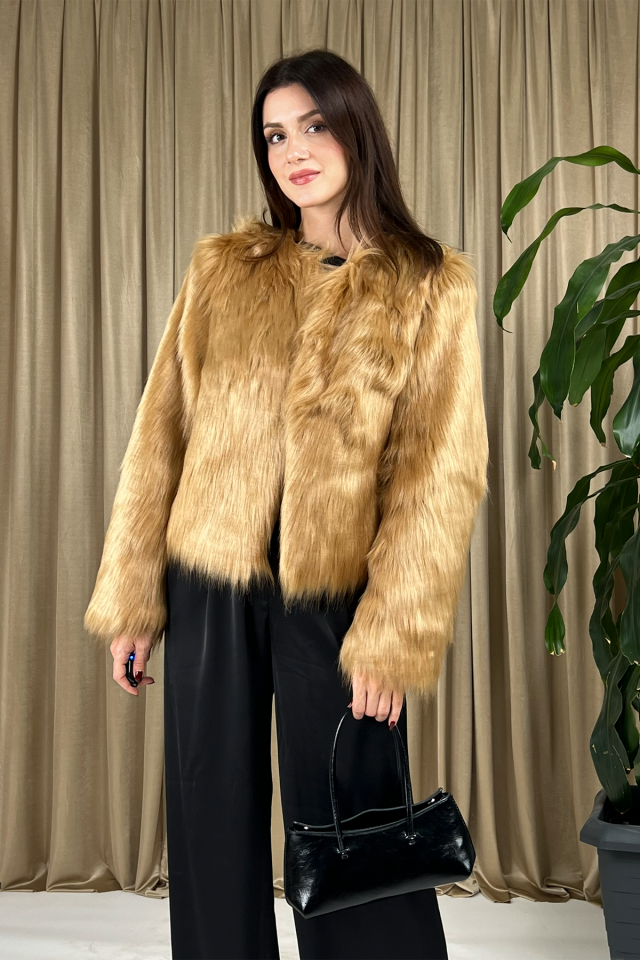 Kadın Peluş Kürk Görünümlü Kısa Ceket