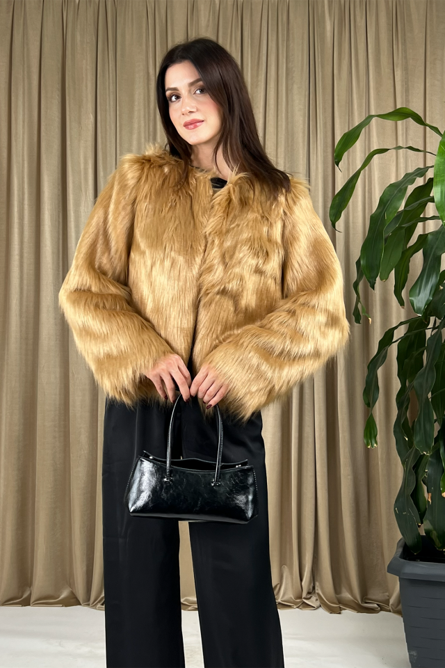 Kadın Peluş Kürk Görünümlü Kısa Ceket