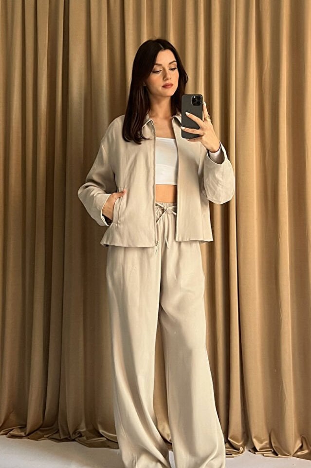 Kadın Fermuarlı Ceket ve Bağcıklı Geniş Paça Pantolon İkili Takım Günlük Kombin