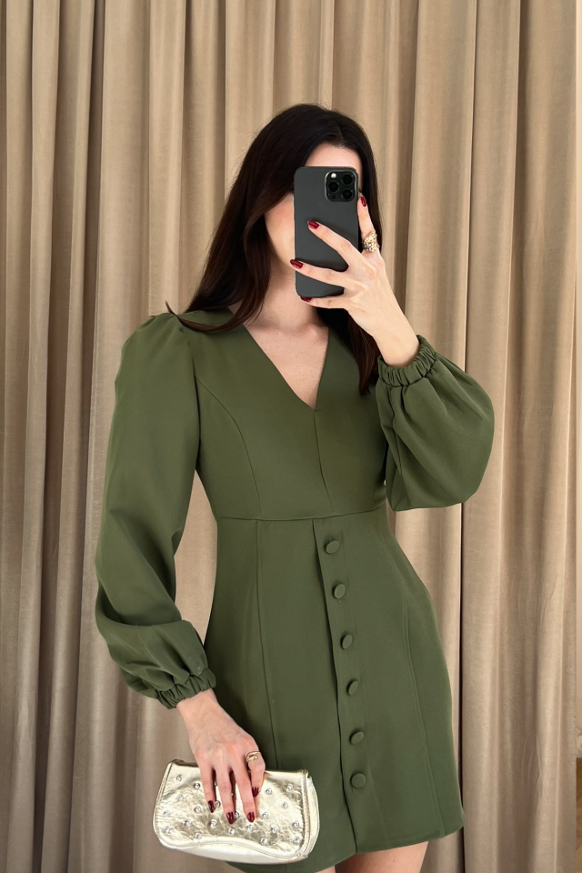 V Yaka Düğme Detaylı Uzun Kollu Mini Elbise