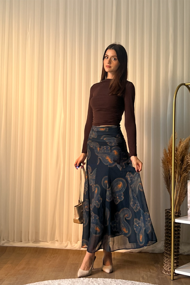 Desenli Şifon Midi Etek – Yüksek Bel, Akıcı Kesim, Şık ve Günlük