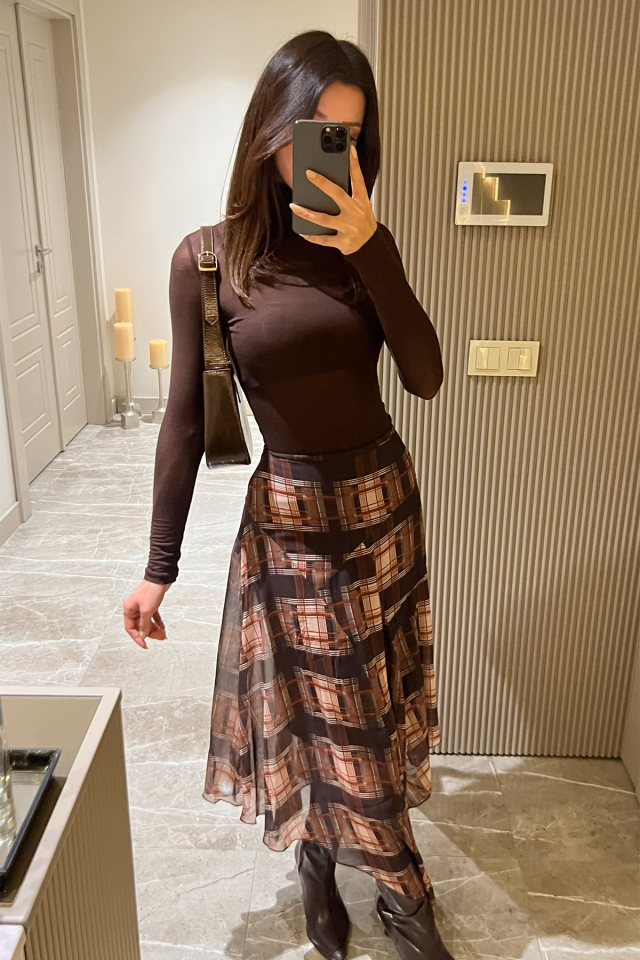 Kadın Ekoseli Şifon Midi Etek – Yüksek Bel, Akıcı Kesim, Günlük