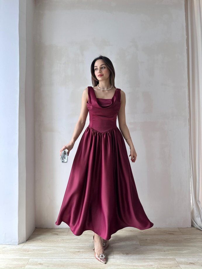 Degaje Yaka Belden Büzgülü Saten Midi Elbise 5090