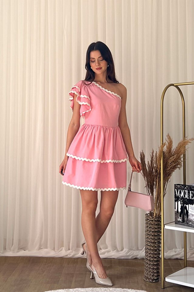 Tek Omuz Volan Detaylı Mini Boy Elbise