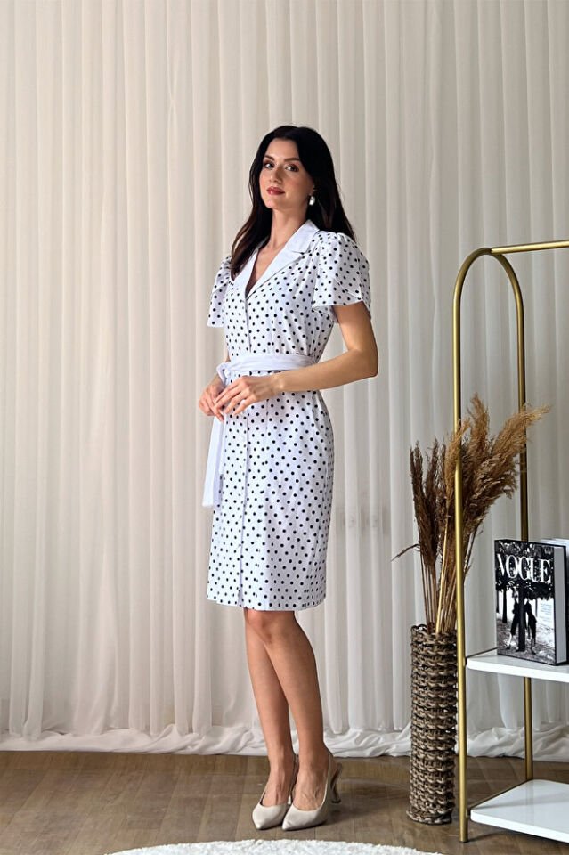 Puantiye Desenli Kuşaklı V Yaka Kısa Kollu Midi A Kesim Şık Elbise