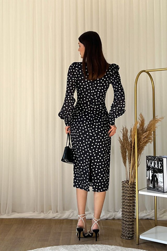 Puantiyeli Kare Yaka Uzun Kollu Şık Midi Elbise