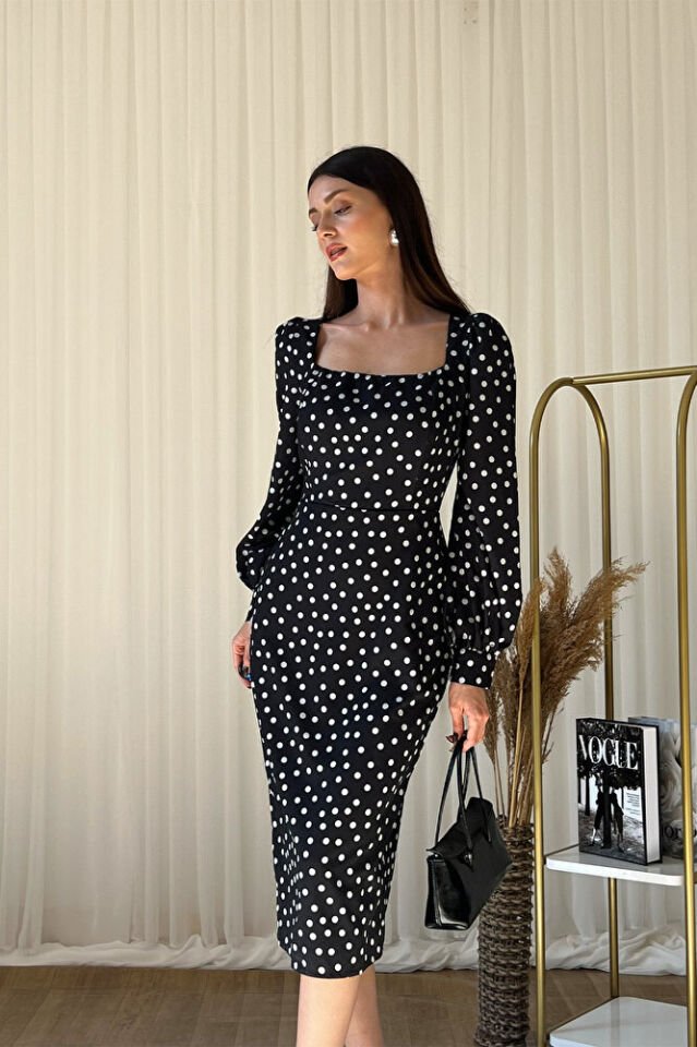 Puantiyeli Kare Yaka Uzun Kollu Şık Midi Elbise