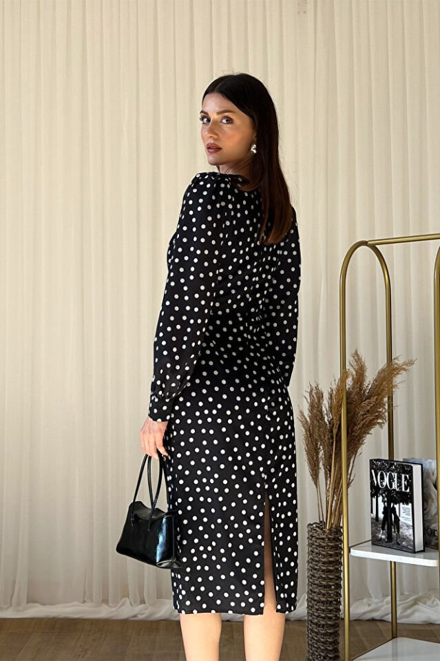 Puantiyeli Kare Yaka Uzun Kollu Şık Midi Elbise