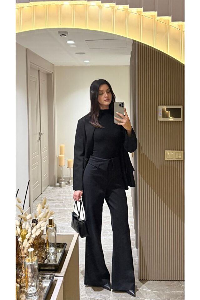 Kadın Yüksek Bel İspanyol Paça Siyah Pantolon – Şık ve Modern Kesim