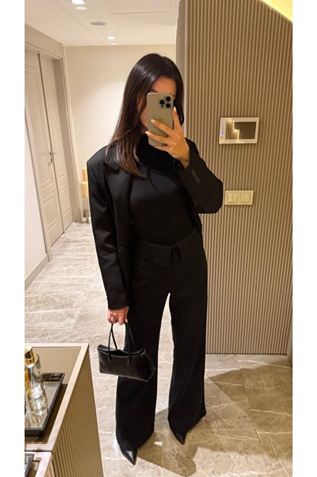 Kadın Yüksek Bel İspanyol Paça Siyah Pantolon – Şık ve Modern Kesim