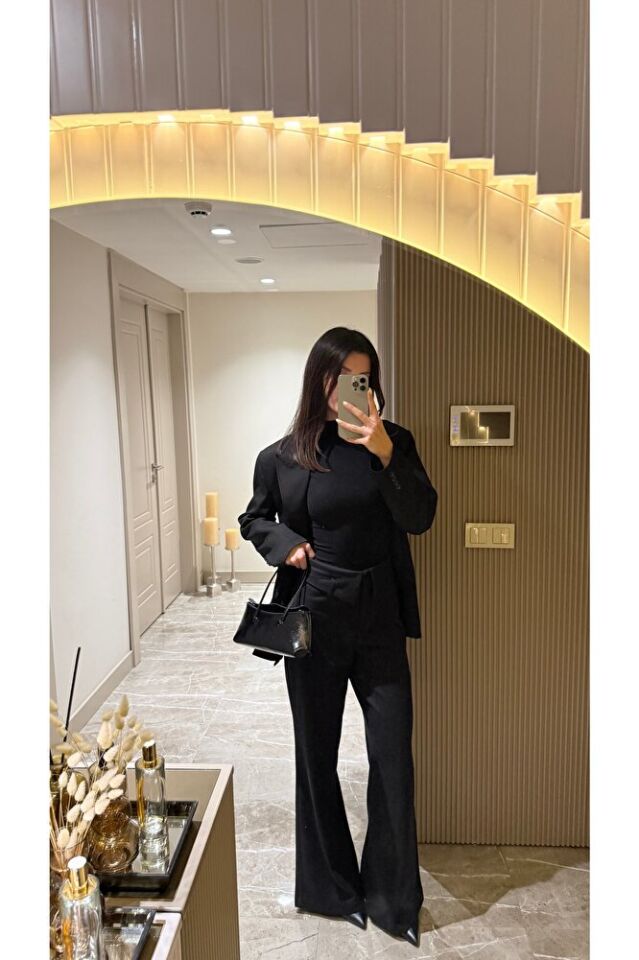 Kadın Yüksek Bel İspanyol Paça Siyah Pantolon – Şık ve Modern Kesim