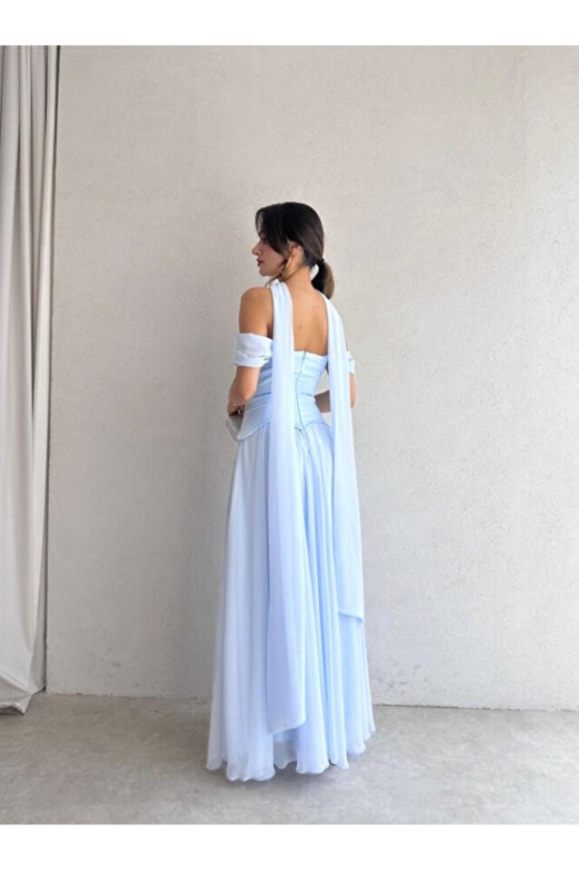 Mavi Kruvaze Yaka Drapeli Saten Abiye Elbise – Omzu Açık